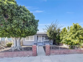 1143 S Grande Vista