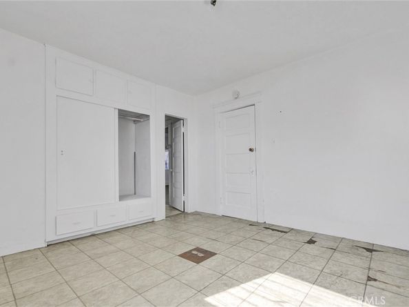 1143 S Grande Vista, Los Angeles CA 90023
