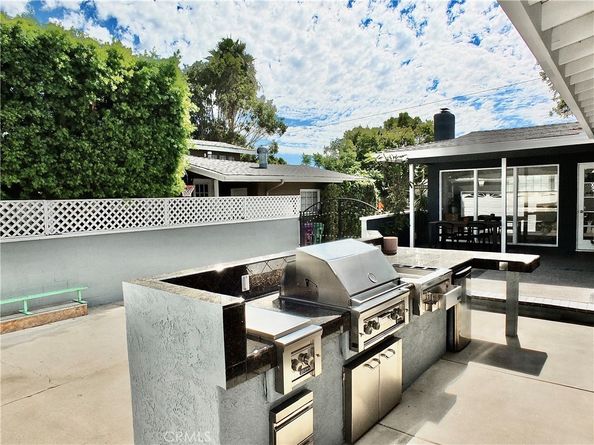 6449 E Los Arcos, Long Beach CA 90815