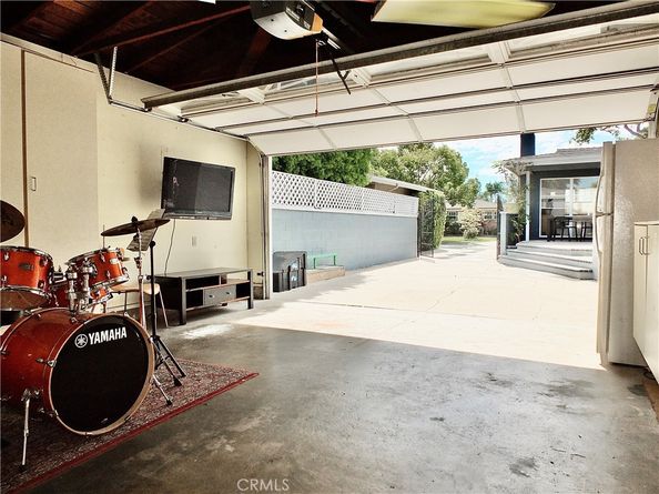 6449 E Los Arcos, Long Beach CA 90815