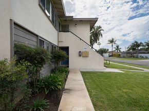 2976 Royal Palm Drive, Costa Mesa CA 92626