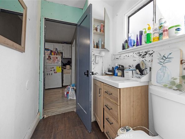 610 S Vine, Ontario CA 91762