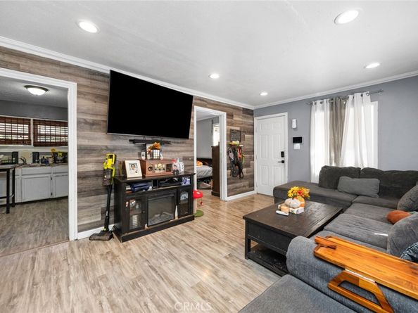 610 S Vine, Ontario CA 91762