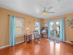 60 Pomona Avenue, Long Beach CA 90803