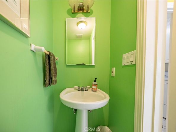 60 Pomona Avenue, Long Beach CA 90803