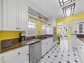 60 Pomona Avenue, Long Beach CA 90803