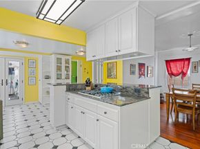 60 Pomona Avenue, Long Beach CA 90803