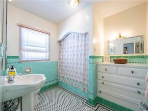 60 Pomona Avenue, Long Beach CA 90803