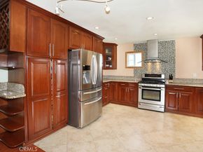 5042 Cumberland Avenue, Westminster CA 92683