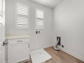 121 Biome, Irvine CA 92618