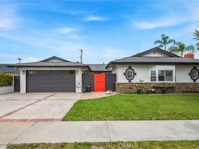 5471 Meadowlark Drive, Huntington Beach CA 92649