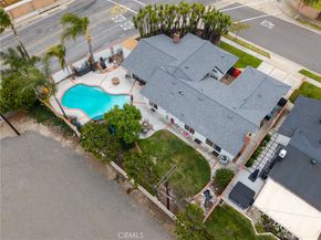 5471 Meadowlark Drive, Huntington Beach CA 92649