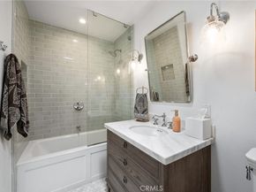 5471 Meadowlark Drive, Huntington Beach CA 92649