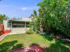 1116 S Burnside Avenue, Los Angeles CA 90019