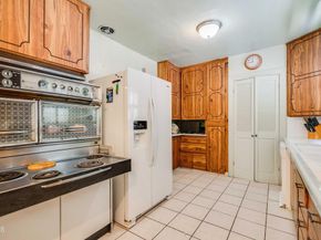 1116 S Burnside Avenue, Los Angeles CA 90019