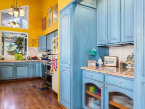 166 S Arroyo Boulevard, Pasadena CA 91105