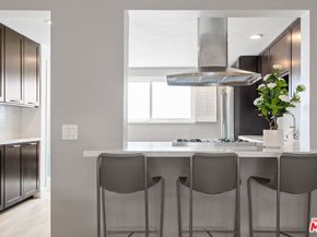 17165 Palisades Circle, Pacific Palisades CA 90272
