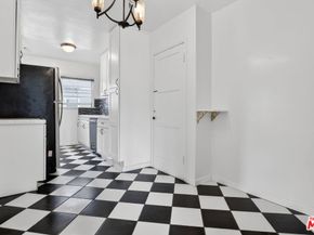 310 N St Andrews Place, Los Angeles CA 90004