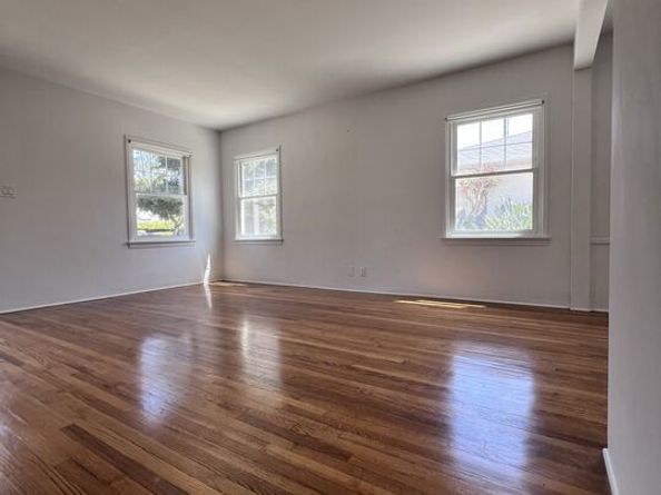 1851 Brockton Avenue, Los Angeles CA 90025