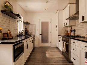 23262 Ostronic Drive, Woodland Hills CA 91367
