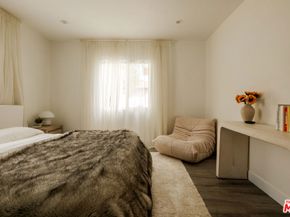 23262 Ostronic Drive, Woodland Hills CA 91367