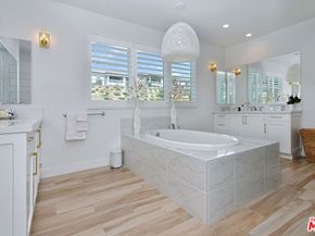 20779 W Liana Court, Porter Ranch CA 91326