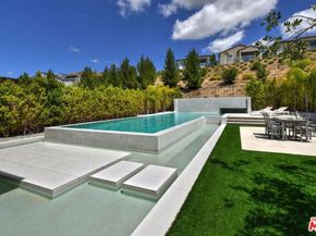 20779 W Liana Court, Porter Ranch CA 91326