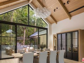 12309 Viewcrest Road, Studio City CA 91604
