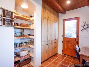 255 Hillside Place, El Cajon CA 92021