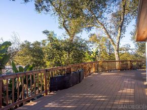 255 Hillside Place, El Cajon CA 92021