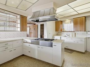 2421 Brant Street, San Diego CA 92101