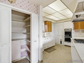 2421 Brant Street, San Diego CA 92101