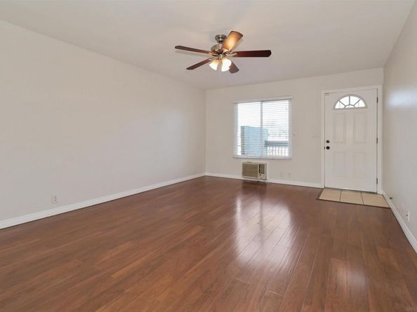 1160 E Washington Ave 3, El Cajon CA 92019