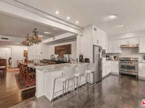 531 N Rossmore Avenue 301, Los Angeles CA 90004