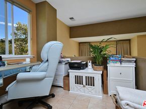 3661 El Encanto Drive, Calabasas CA 91302