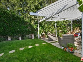 3661 El Encanto Drive, Calabasas CA 91302