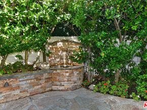 3661 El Encanto Drive, Calabasas CA 91302