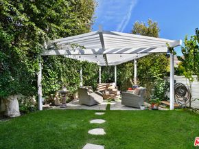 3661 El Encanto Drive, Calabasas CA 91302