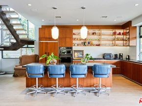 1724 N Sierra Bonita Avenue, Los Angeles CA 90046