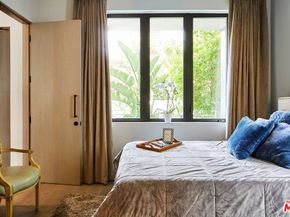 1724 N Sierra Bonita Avenue, Los Angeles CA 90046