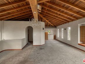 14900 Camarosa Drive, Pacific Palisades CA 90272