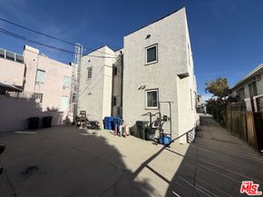 719 N Jackson Street, Glendale CA 91206