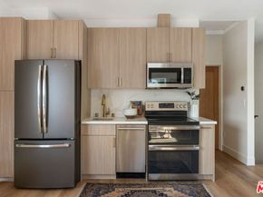 1506 N Benton Way, Los Angeles CA 90026