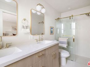 1506 N Benton Way, Los Angeles CA 90026