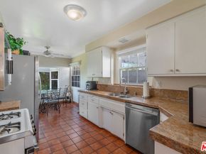 5925 S Chariton Avenue, Los Angeles CA 90056