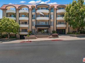 1221 N Kings Road 208, West Hollywood CA 90069