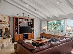 3859 Mandeville Canyon Road, Los Angeles CA 90049