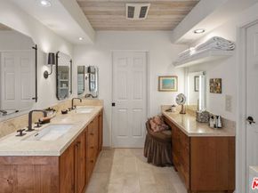 3859 Mandeville Canyon Road, Los Angeles CA 90049