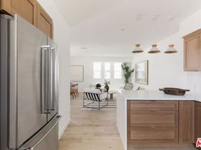 1233 N June Street, Los Angeles CA 90028