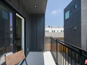 1233 N June Street, Los Angeles CA 90028